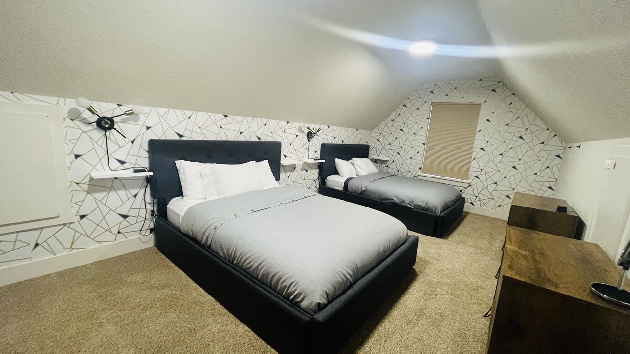 Photo of Others in Eugene