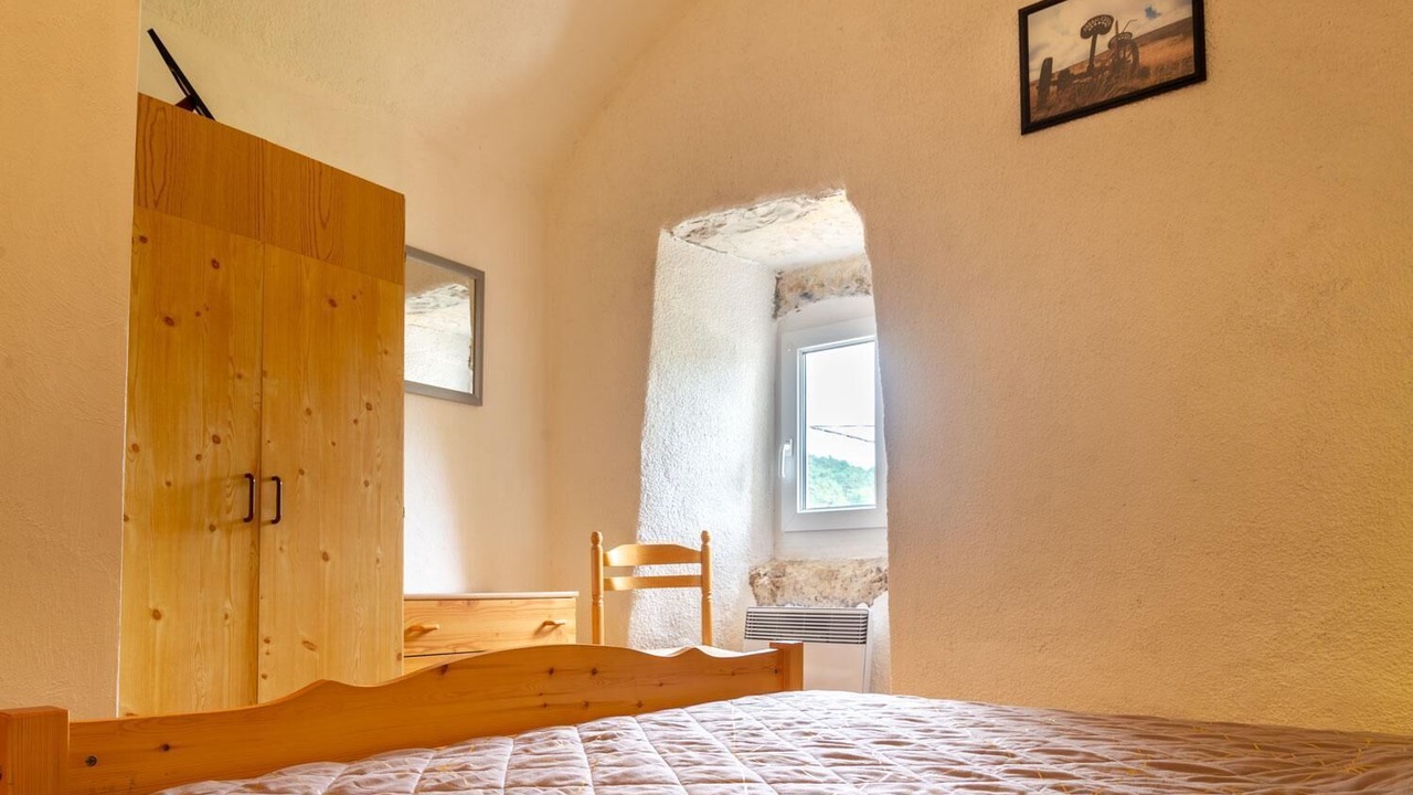 Photo of Bedroom in Laval-du-Tarn