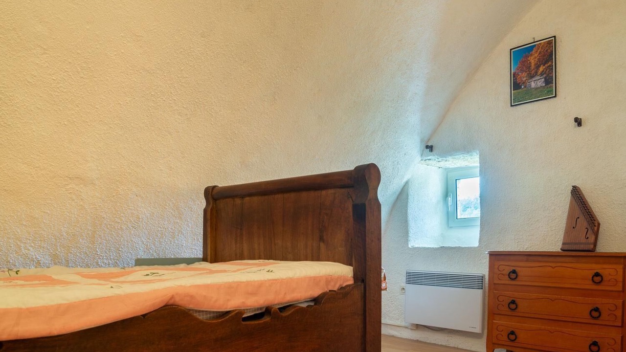 Photo of Bedroom in Laval-du-Tarn