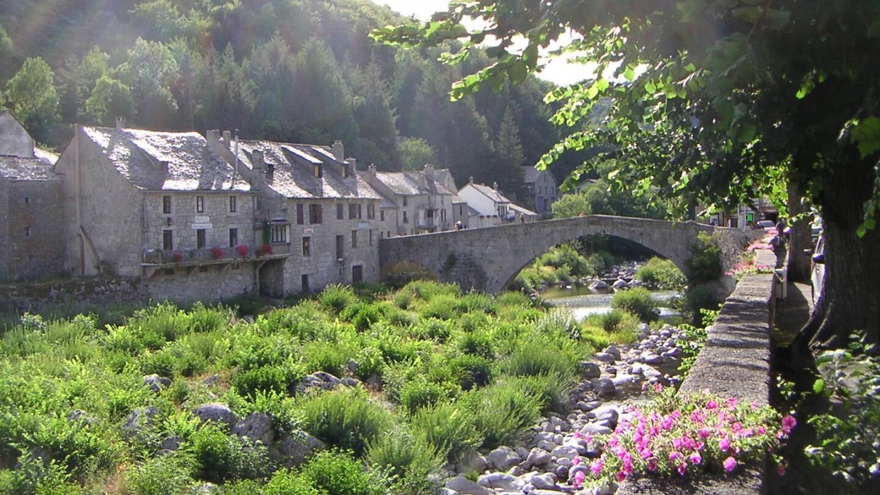 Photo of Outdoor in Fraissinet-de-Lozere