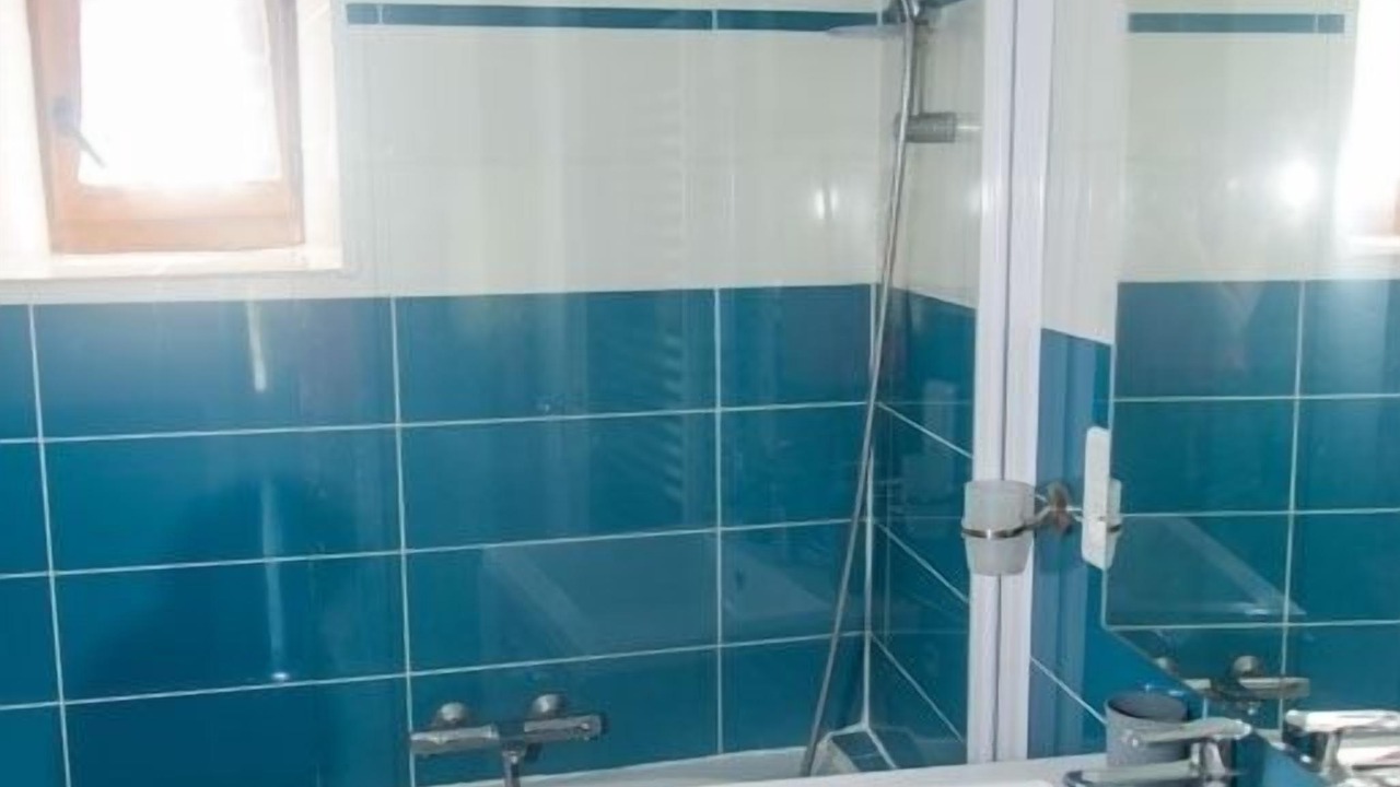 Photo of Bathroom in Saint-Pierre-des-Tripiers