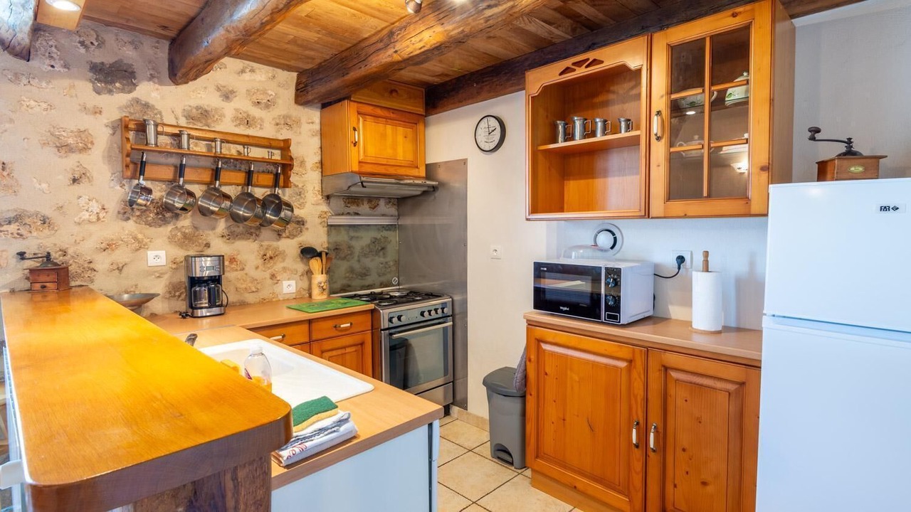 Photo of Kitchen in Saint-Georges-de-Levejac