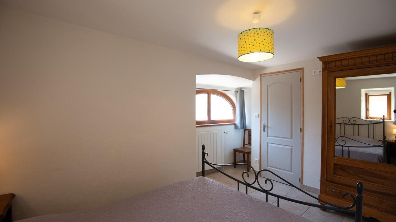 Photo of Bedroom in Saint-Georges-de-Levejac