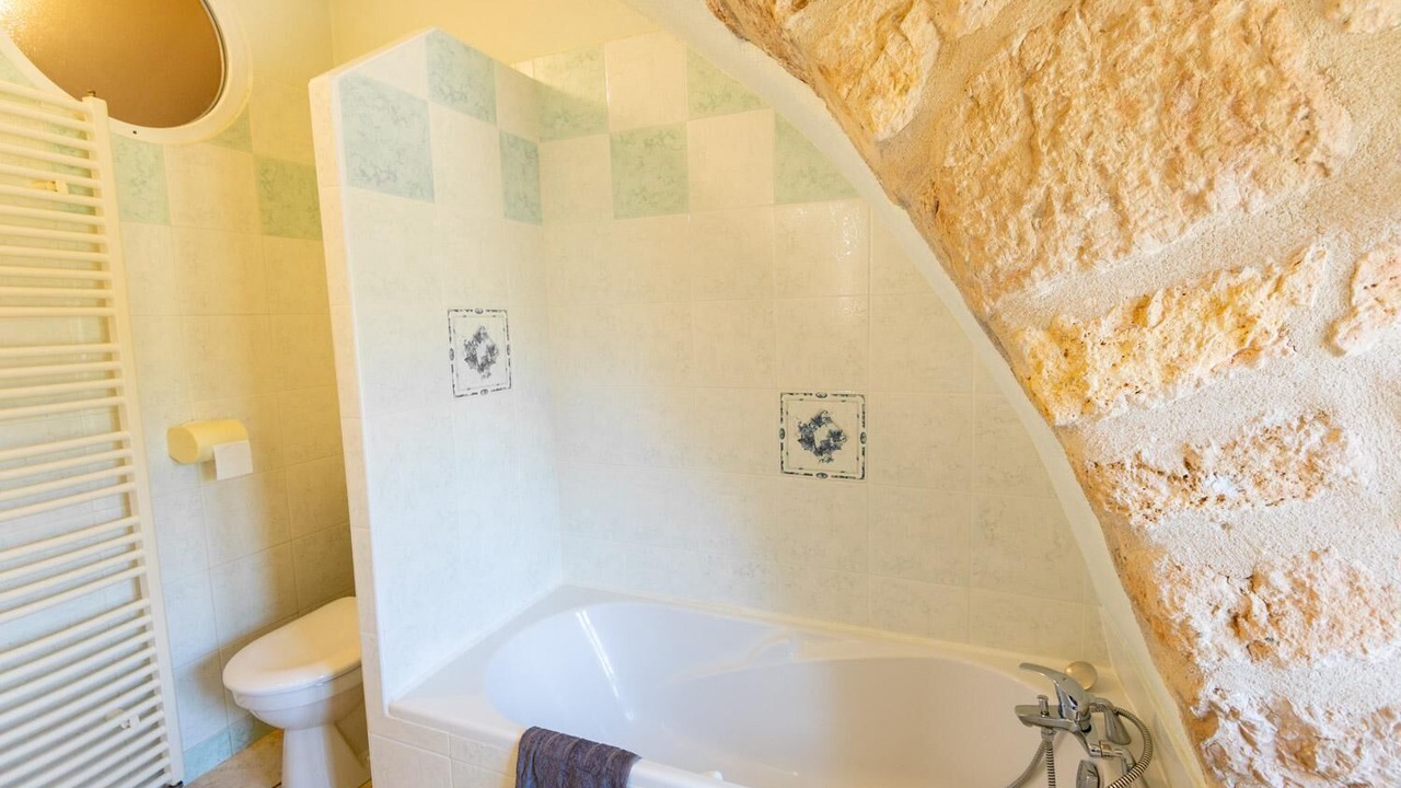 Photo of Bathroom in Saint-Georges-de-Levejac