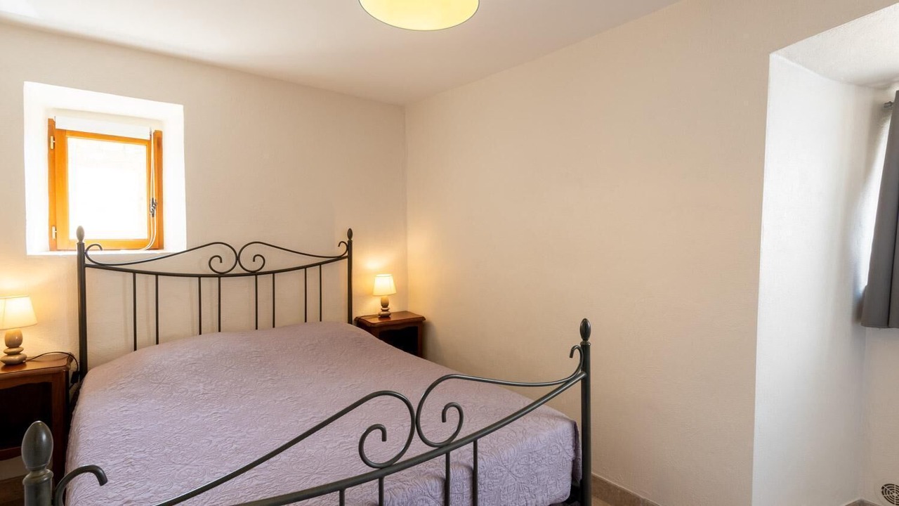 Photo of Bedroom in Saint-Georges-de-Levejac