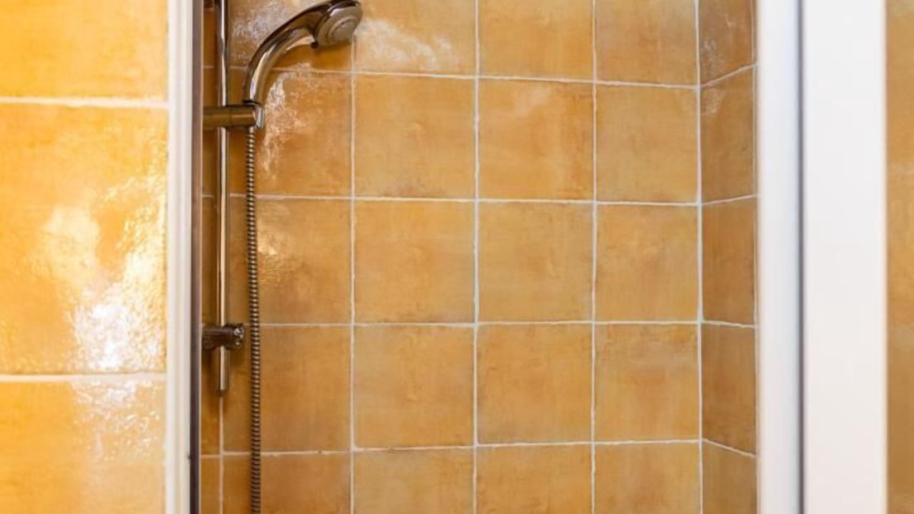 Photo of Bathroom in Pourcharesses