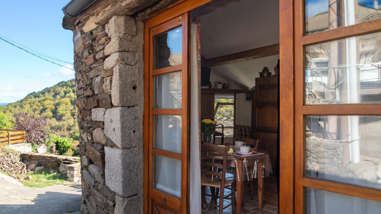 Photo of Outdoor in Pourcharesses