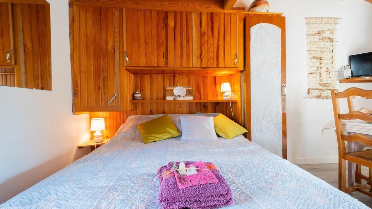 Photo of Bedroom in Fraissinet-de-Lozere
