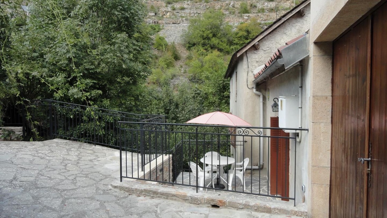 Photo of Patio Balcony in Veyreau