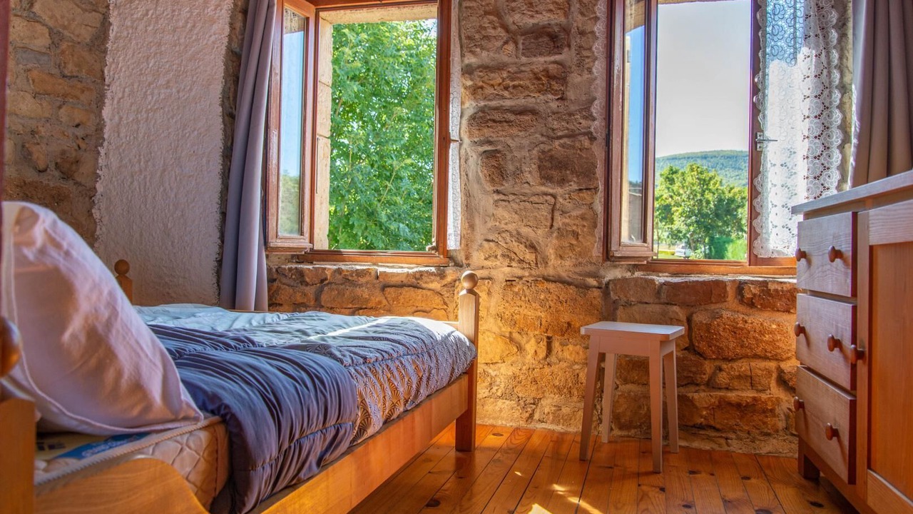 Photo of Bedroom in Saint-Frezal-d'Albuges