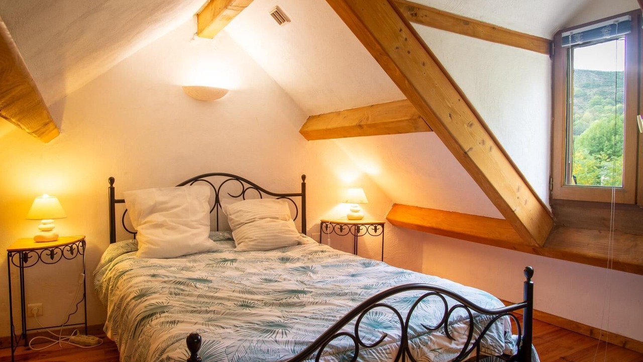 Photo of Bedroom in Fraissinet-de-Lozere