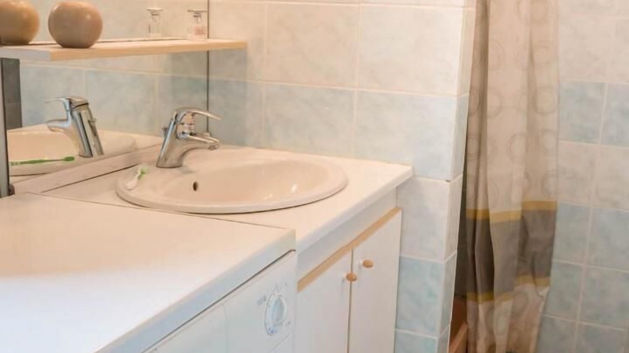 Photo of Bathroom in Fraissinet-de-Lozere