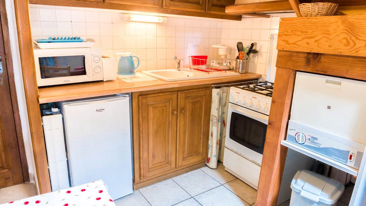 Photo of Kitchen in Fraissinet-de-Lozere