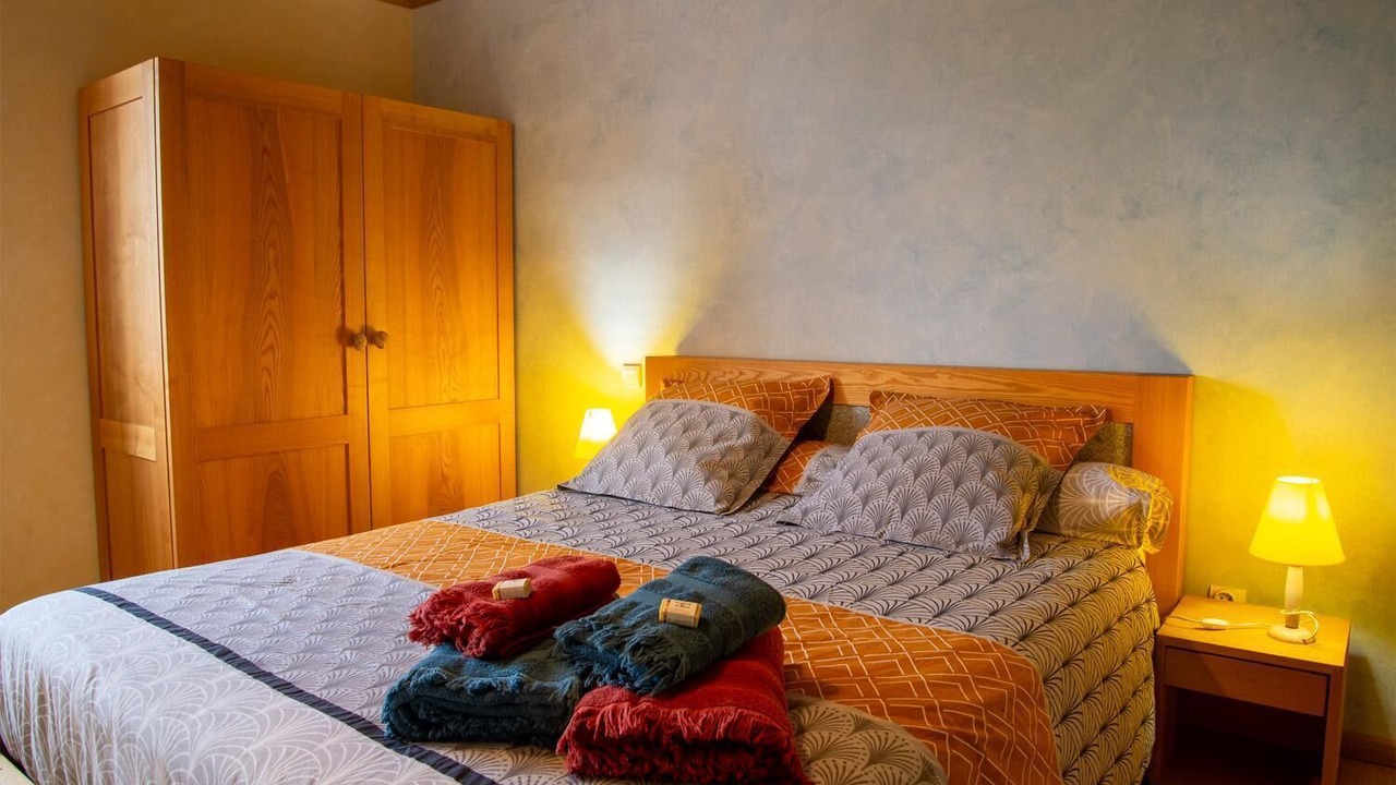Photo of Bedroom in Le Buisson