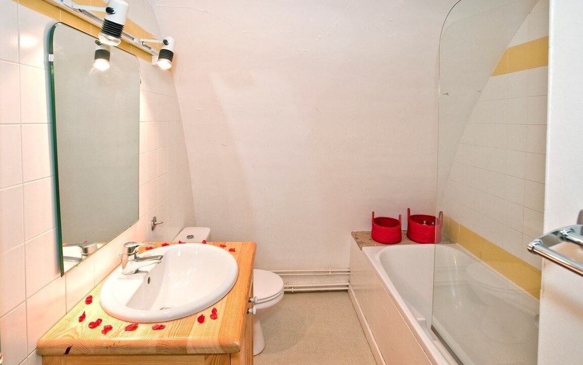 Photo of Bathroom in La Canourgue