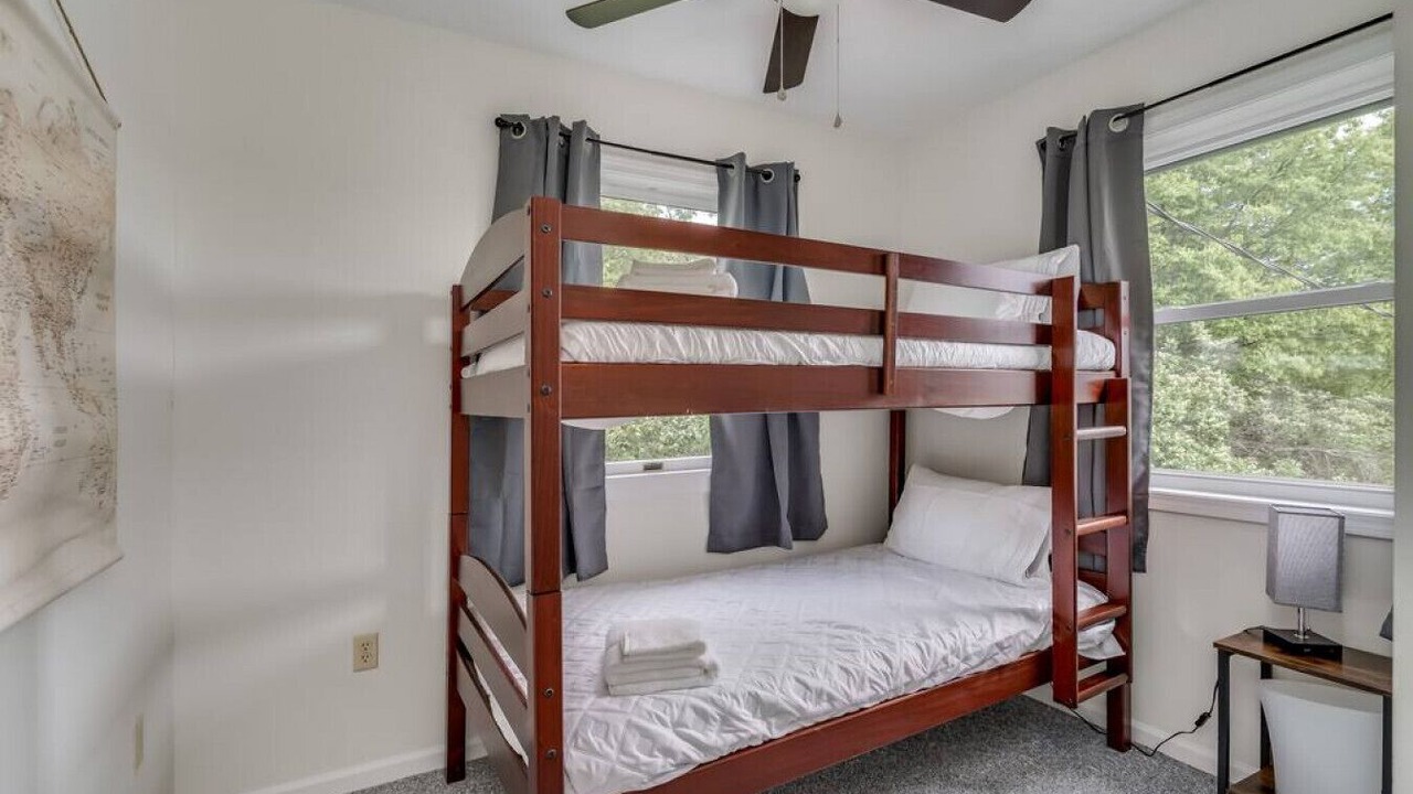 Photo of Bedroom in Frontenac