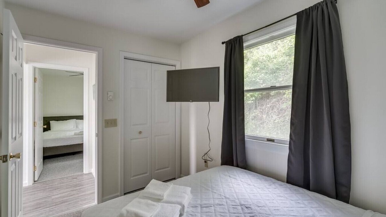Photo of Bedroom in Frontenac