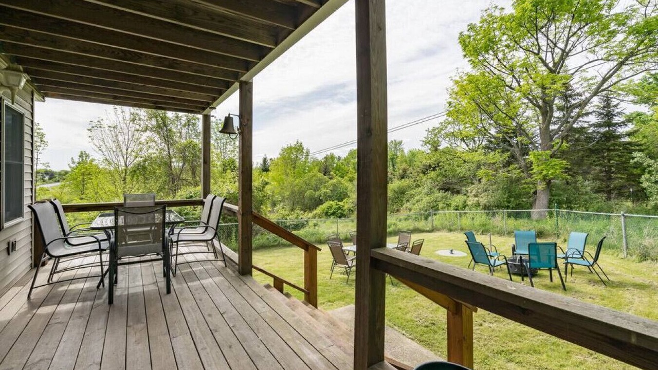 Photo of Outdoor in Frontenac