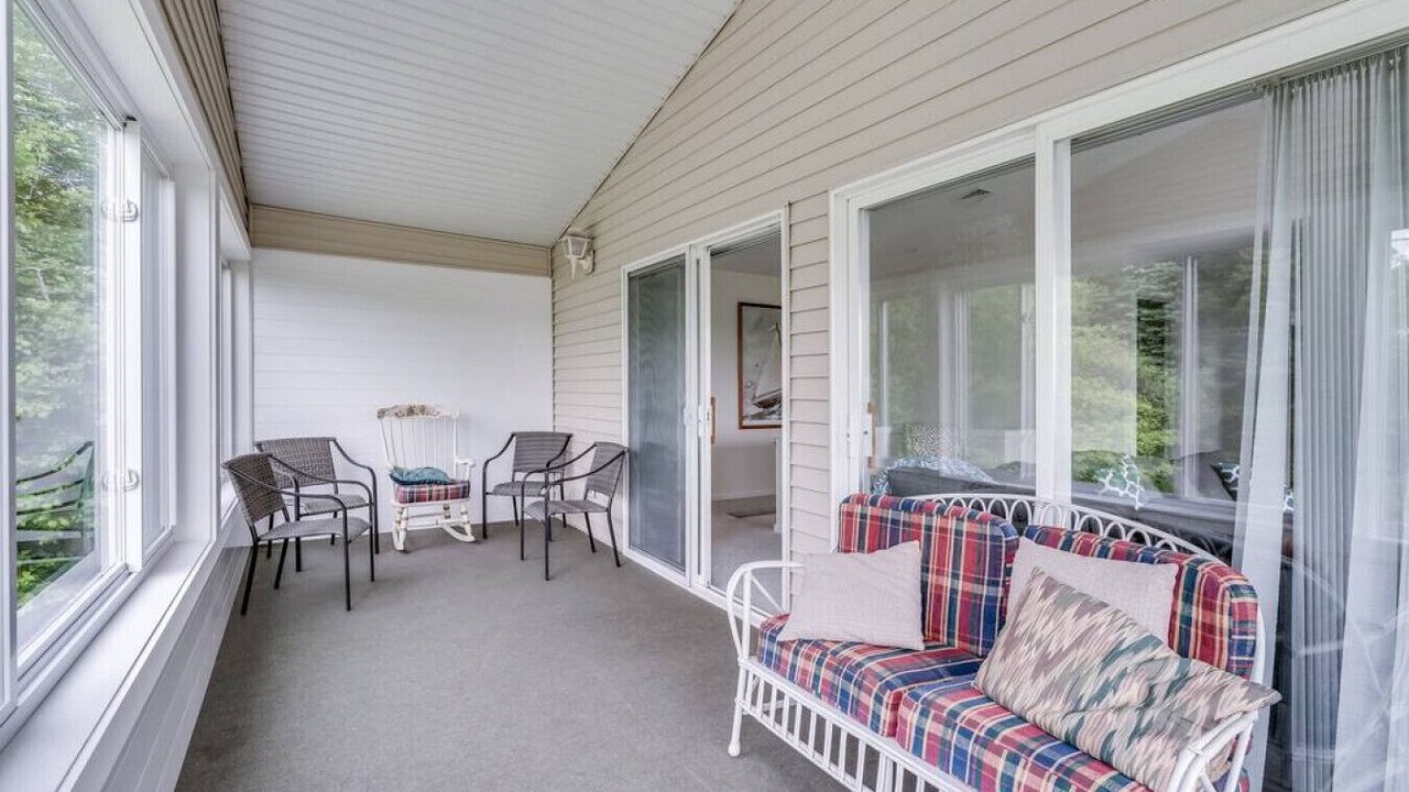 Photo of Patio Balcony in Frontenac