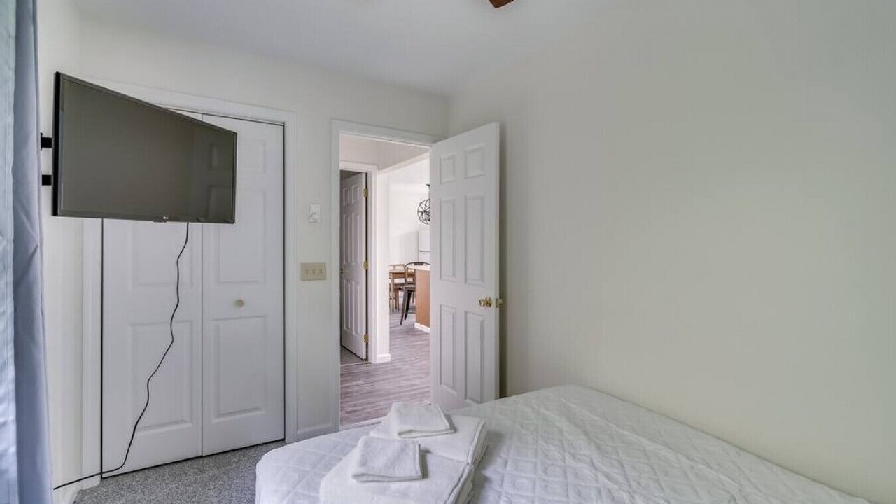 Photo of Bedroom in Frontenac