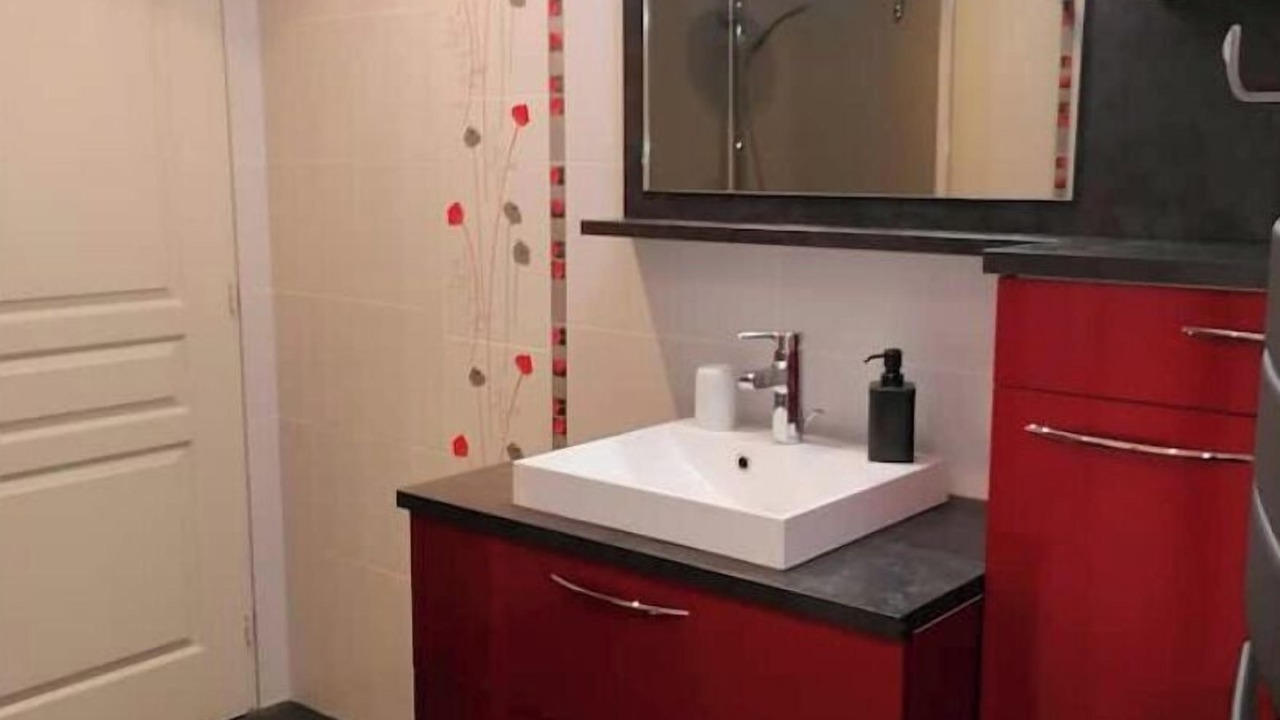 Photo of Bathroom in Antigny