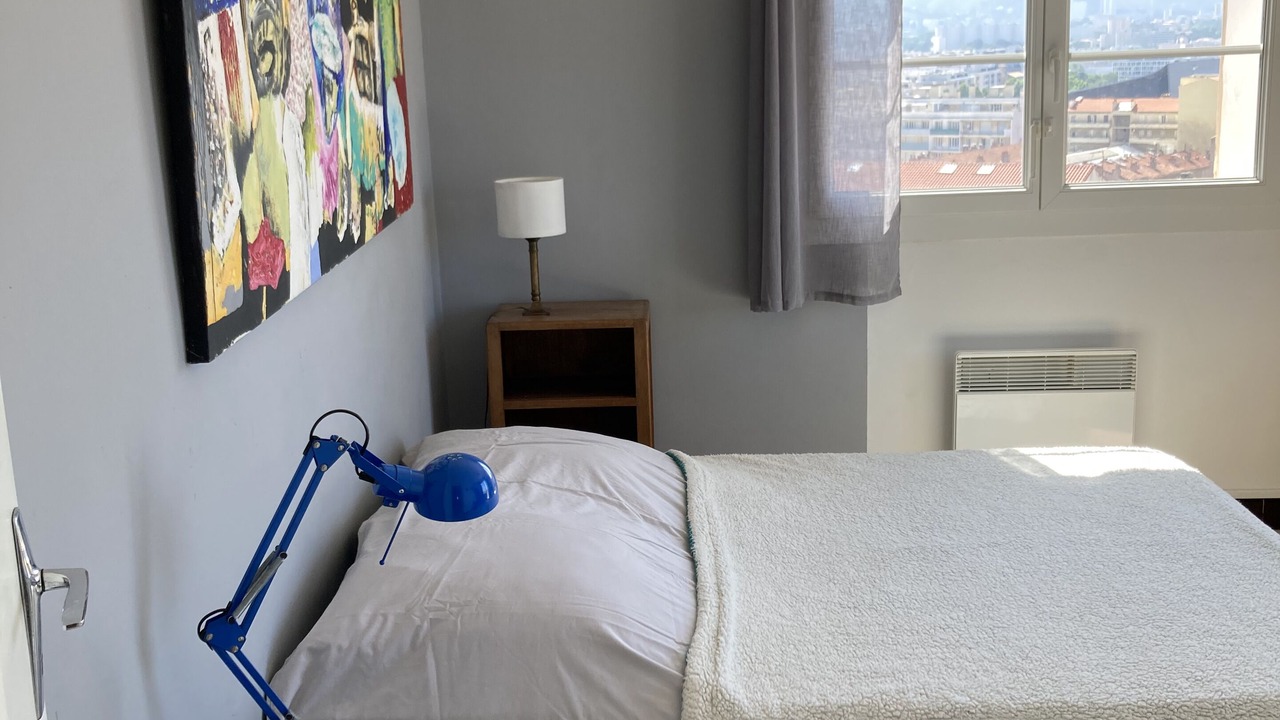 Photo of Bedroom in Baille