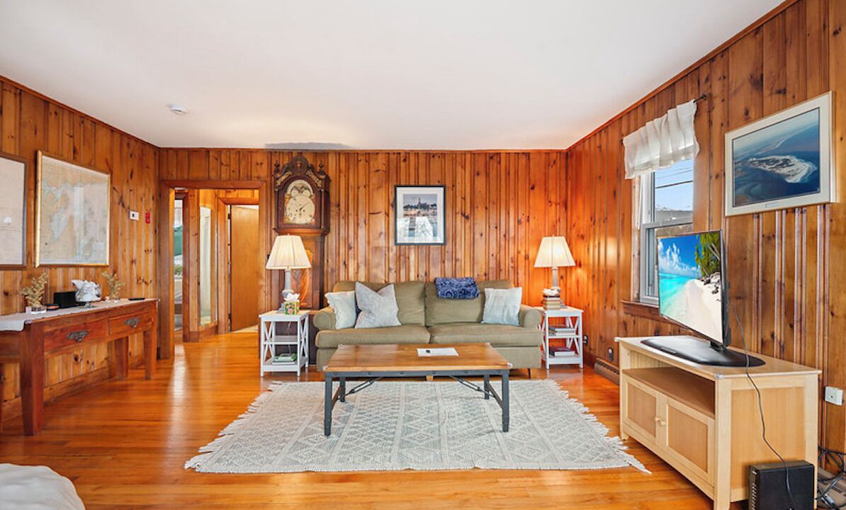 Photo of Livingroom in Great Neck