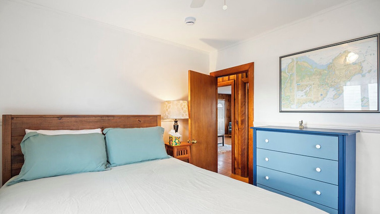 Photo of Bedroom in Great Neck