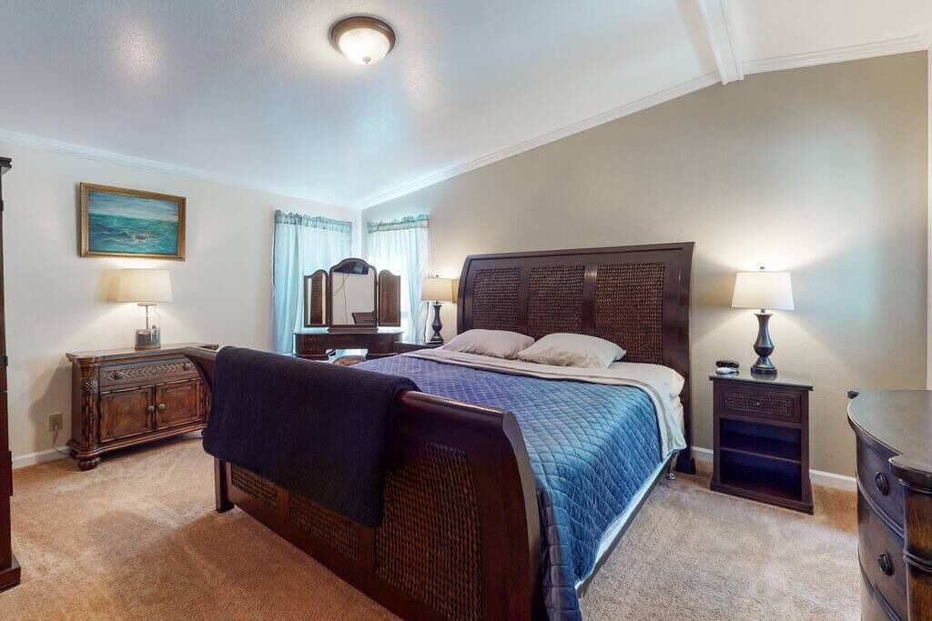 Photo of Others in Harbor