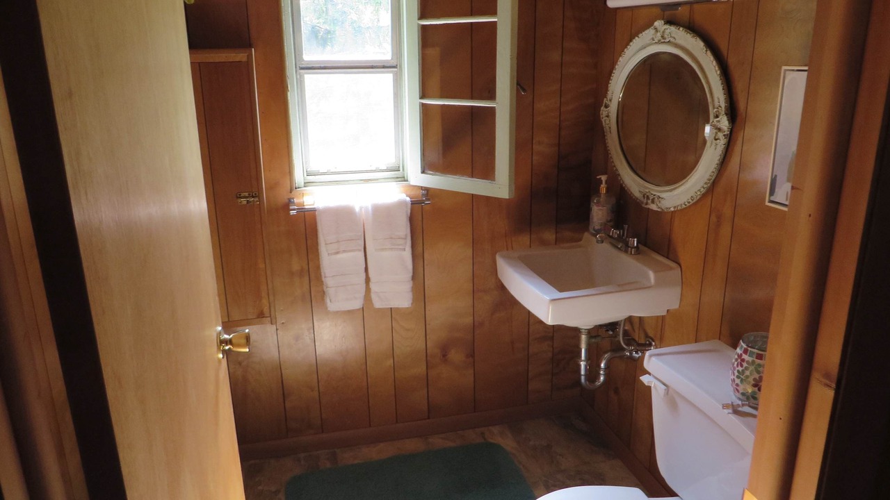 Photo of Bathroom in Suttons Bay