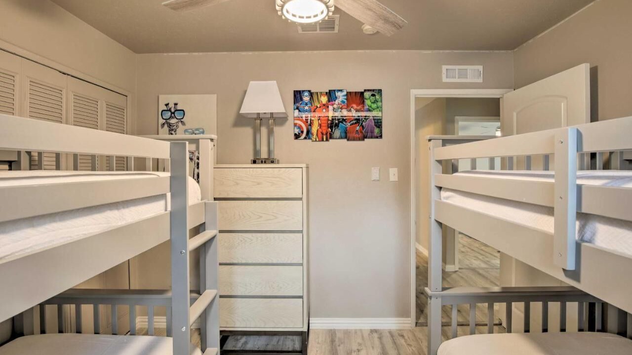 Photo of Bedroom in Garland