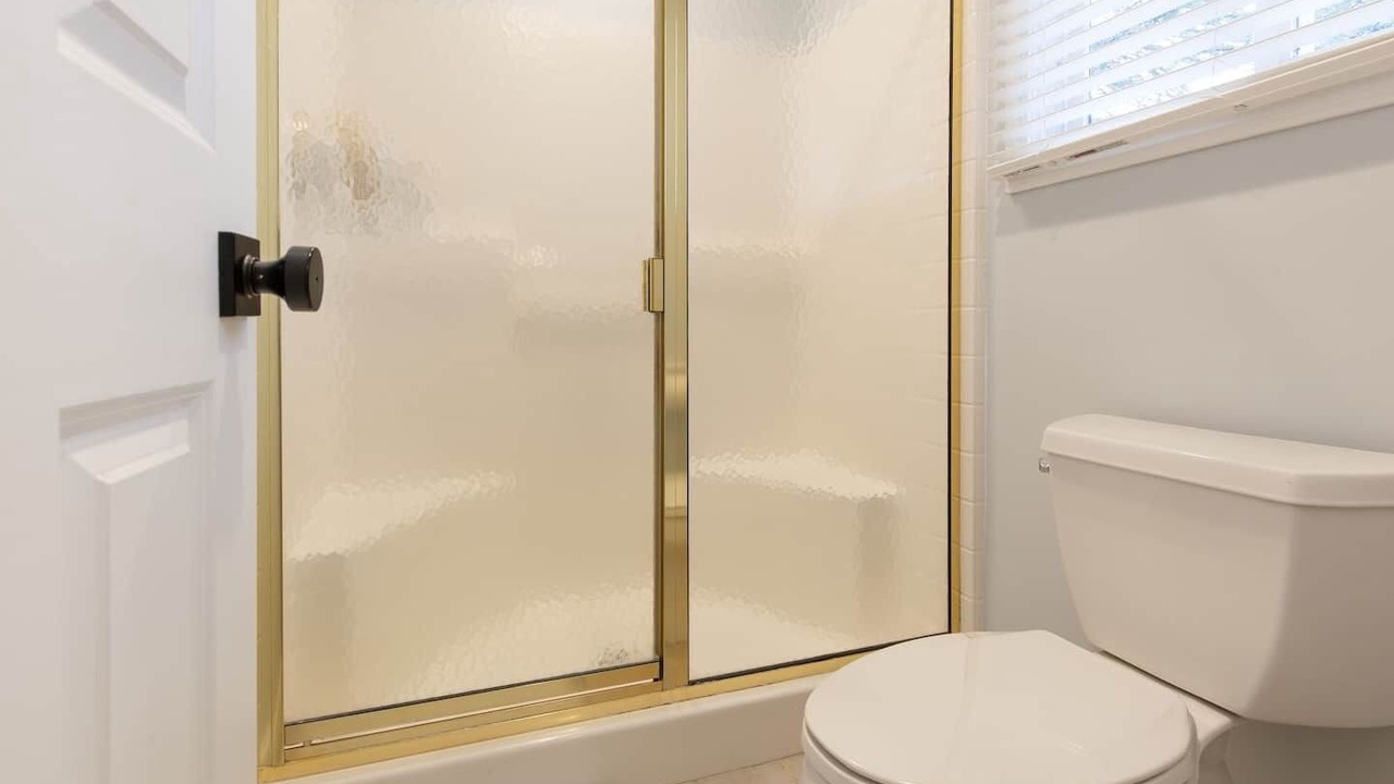 Photo of Bathroom in Glenn Haven Shores