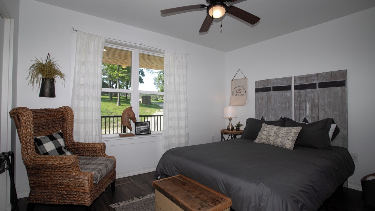 Photo of Bedroom in Tecumseh