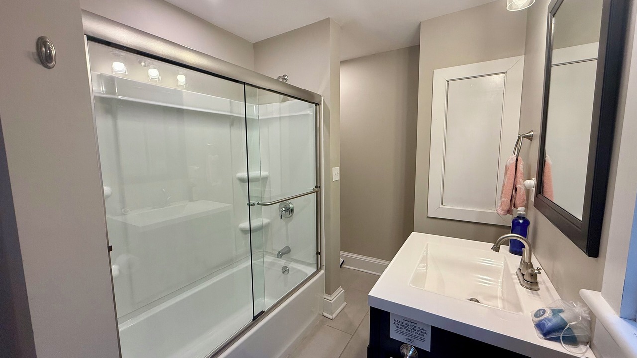 Photo of Bathroom in Cape Neddick