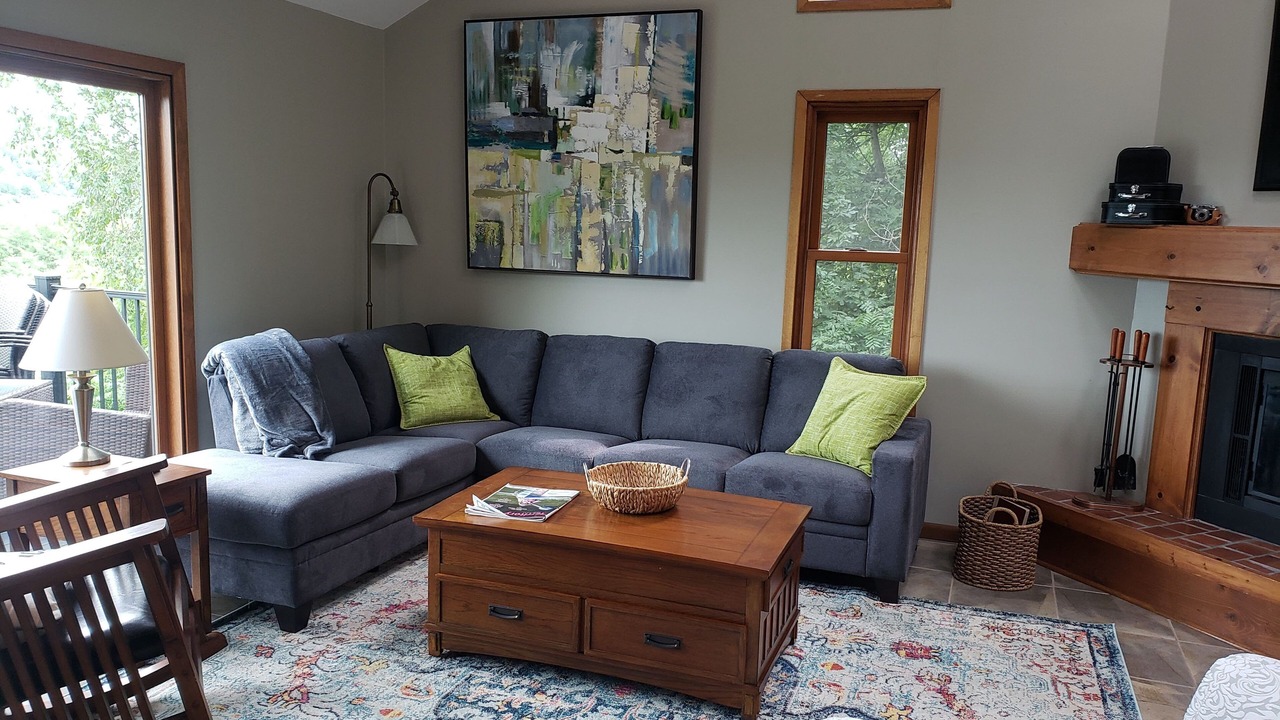 Photo of Livingroom in The Galena Territory