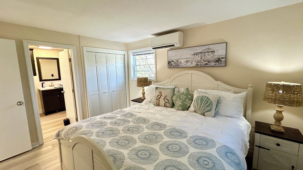 Photo of Bedroom in Cape Neddick