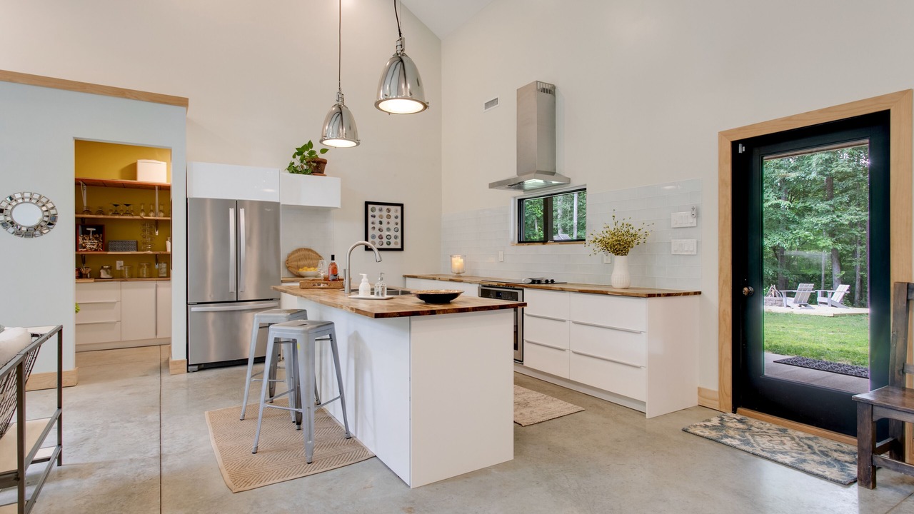 Photo of Kitchen in Stonehouse