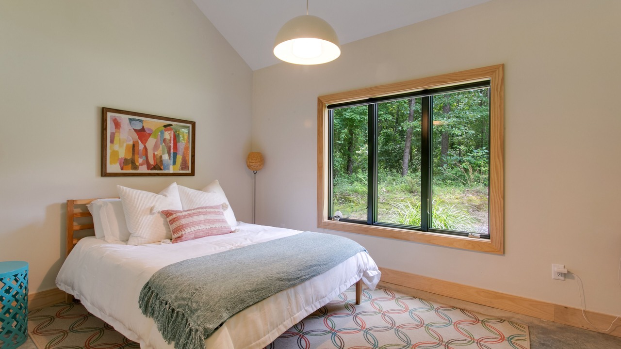 Photo of Bedroom in Stonehouse