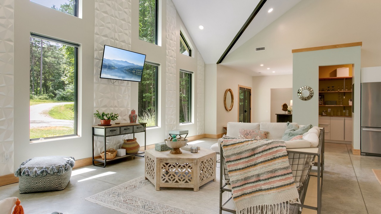 Photo of Livingroom in Stonehouse