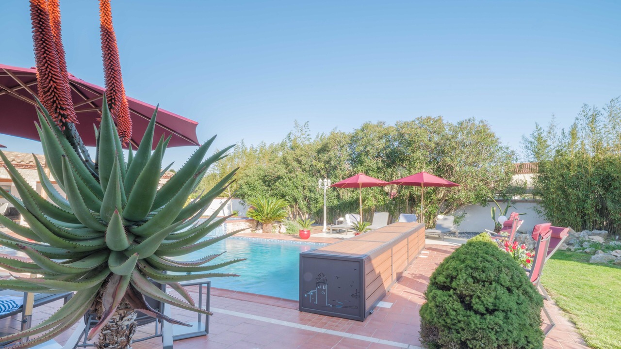 Photo of Outdoor in Theza