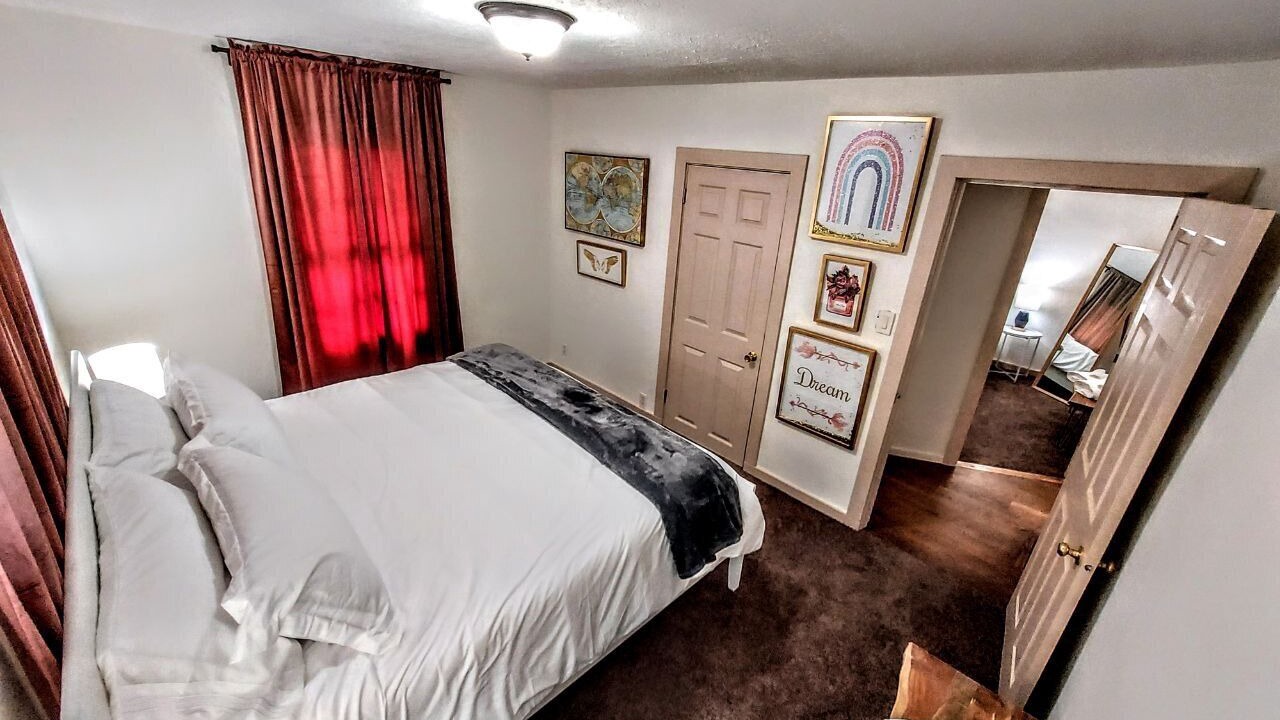 Photo of Bedroom in South Salt Lake