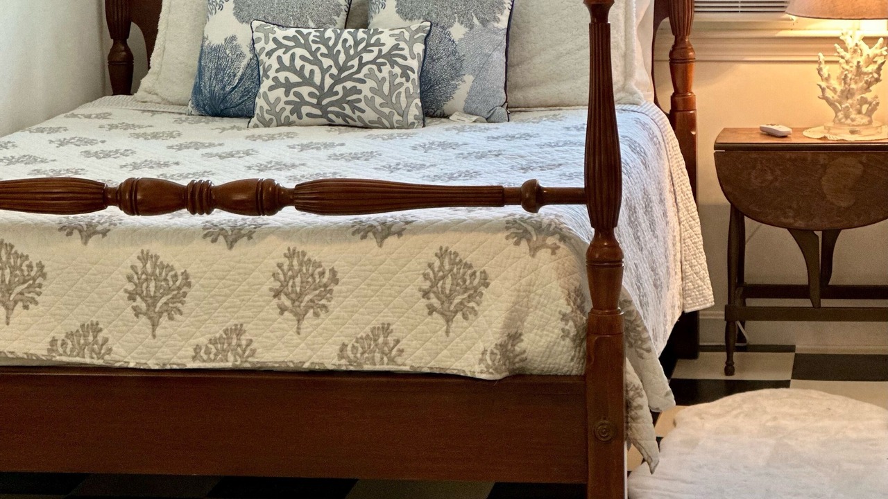 Photo of Bedroom in Cotuit