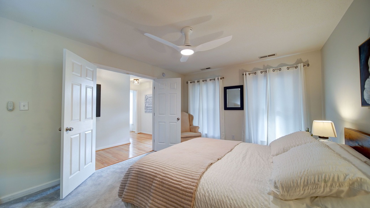 Photo of Bedroom in Bowling Green