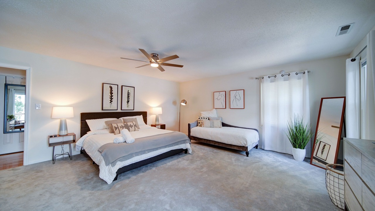 Photo of Bedroom in Bowling Green