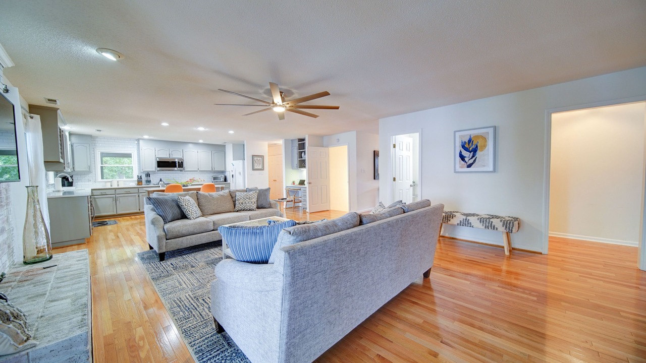 Photo of Livingroom in Bowling Green