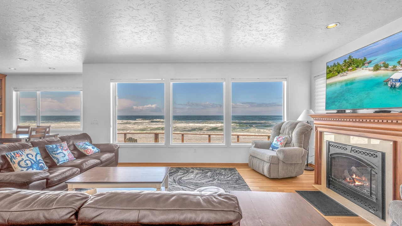 Photo of Livingroom in Gleneden Beach