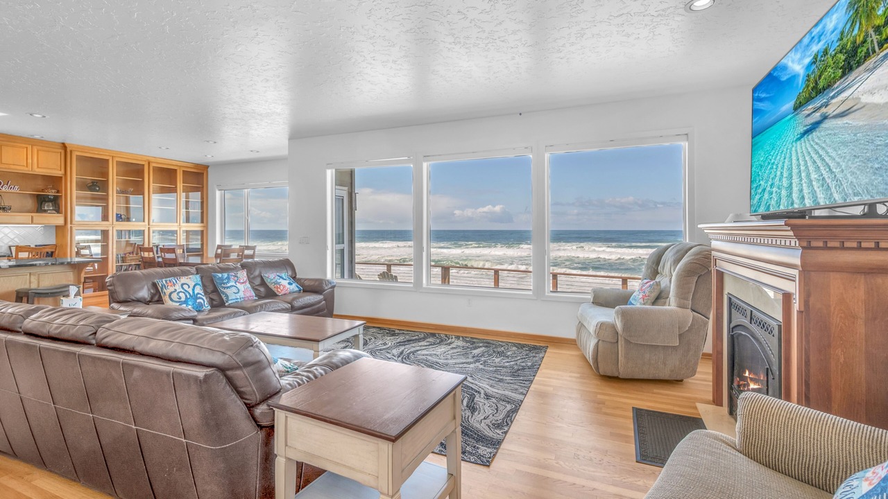Photo of Livingroom in Gleneden Beach