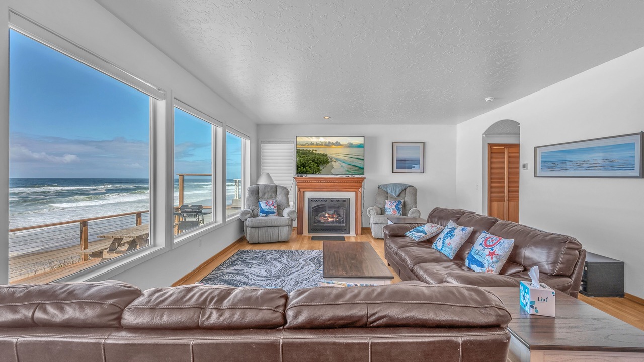 Photo of Livingroom in Gleneden Beach