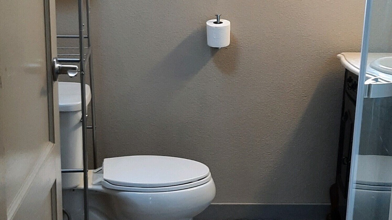 Photo of Bathroom in Tombstone