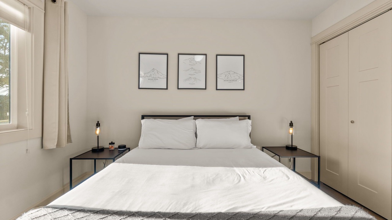 Photo of Bedroom in Old Farm District